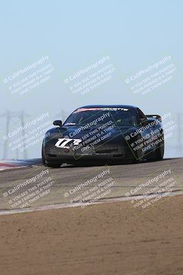 media/Oct-26-2025-CalClub SCCA (Sun) [[8ce1e69566]]/Group 4/Grapevine/